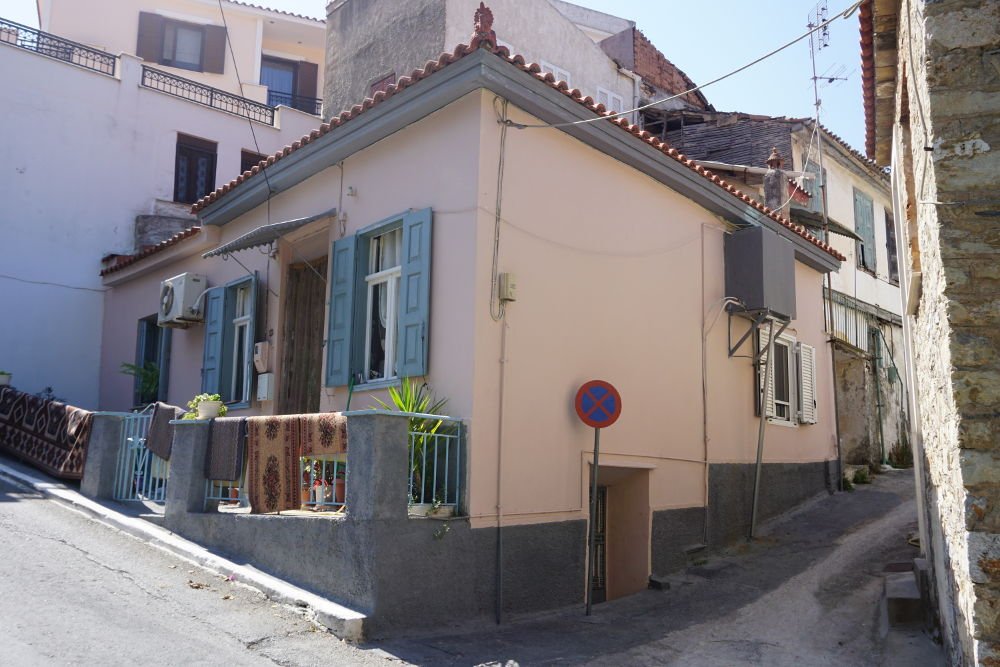 listing-image