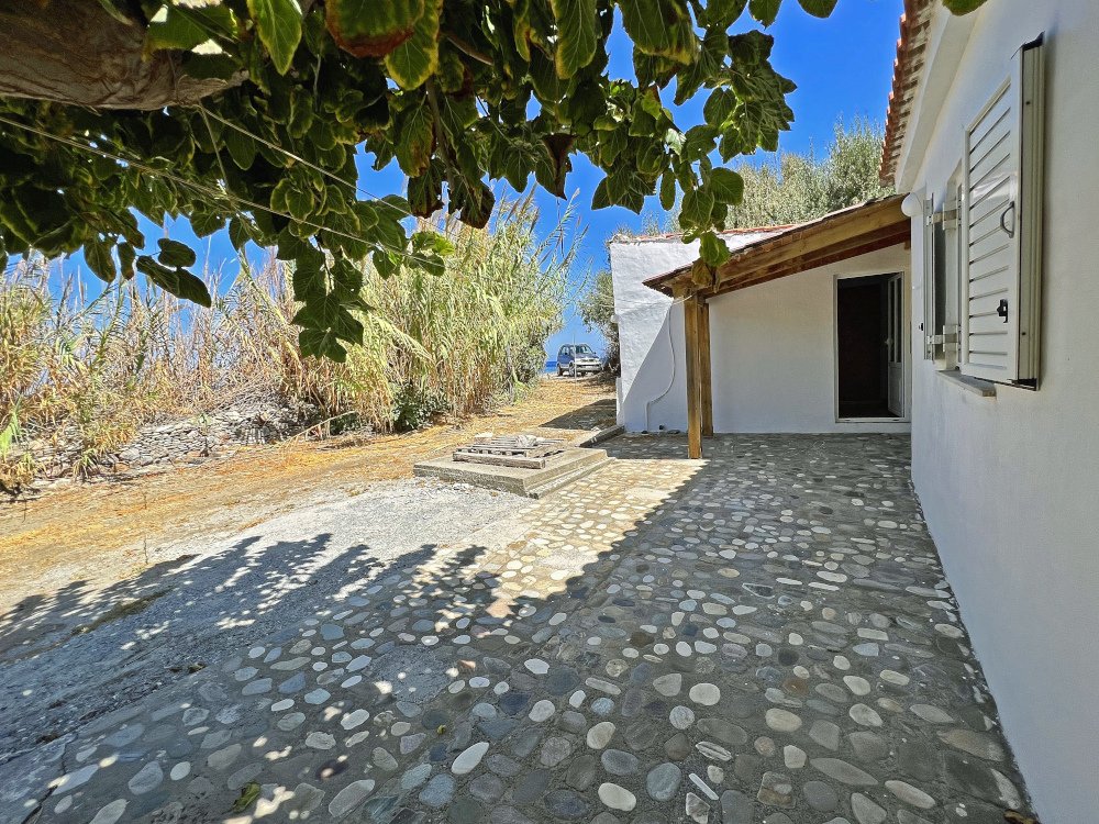 listing-image