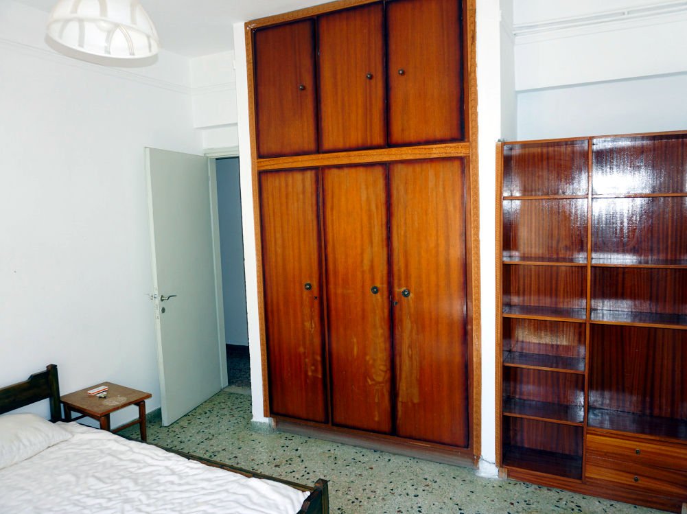 listing-image