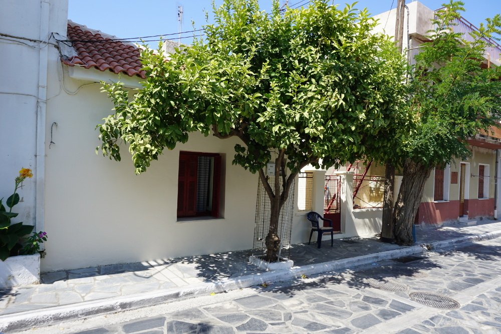 listing-image