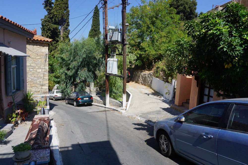 listing-image