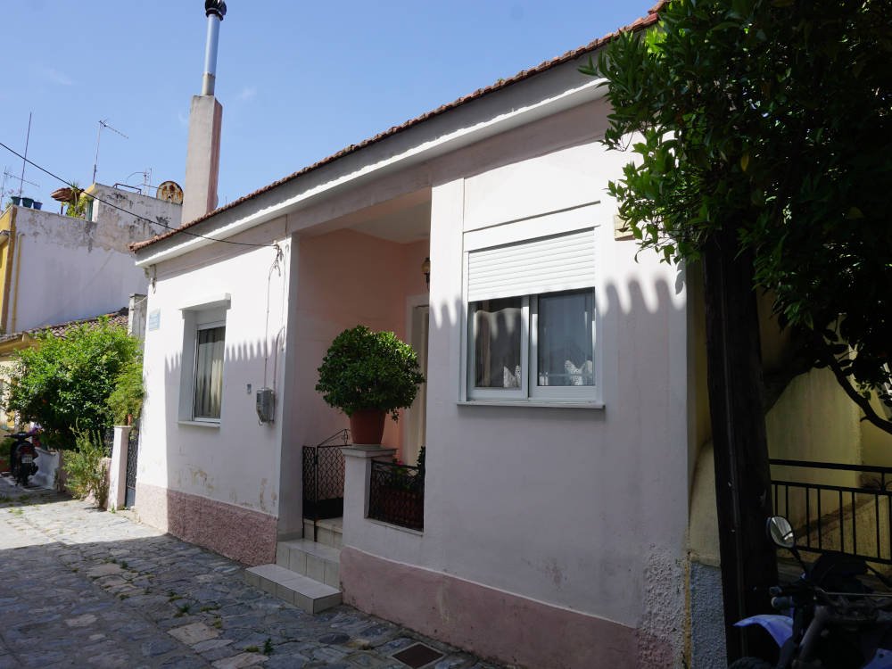 listing-image