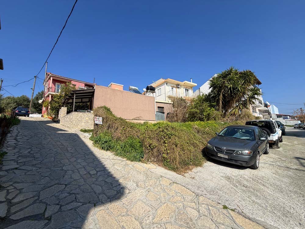 listing-image