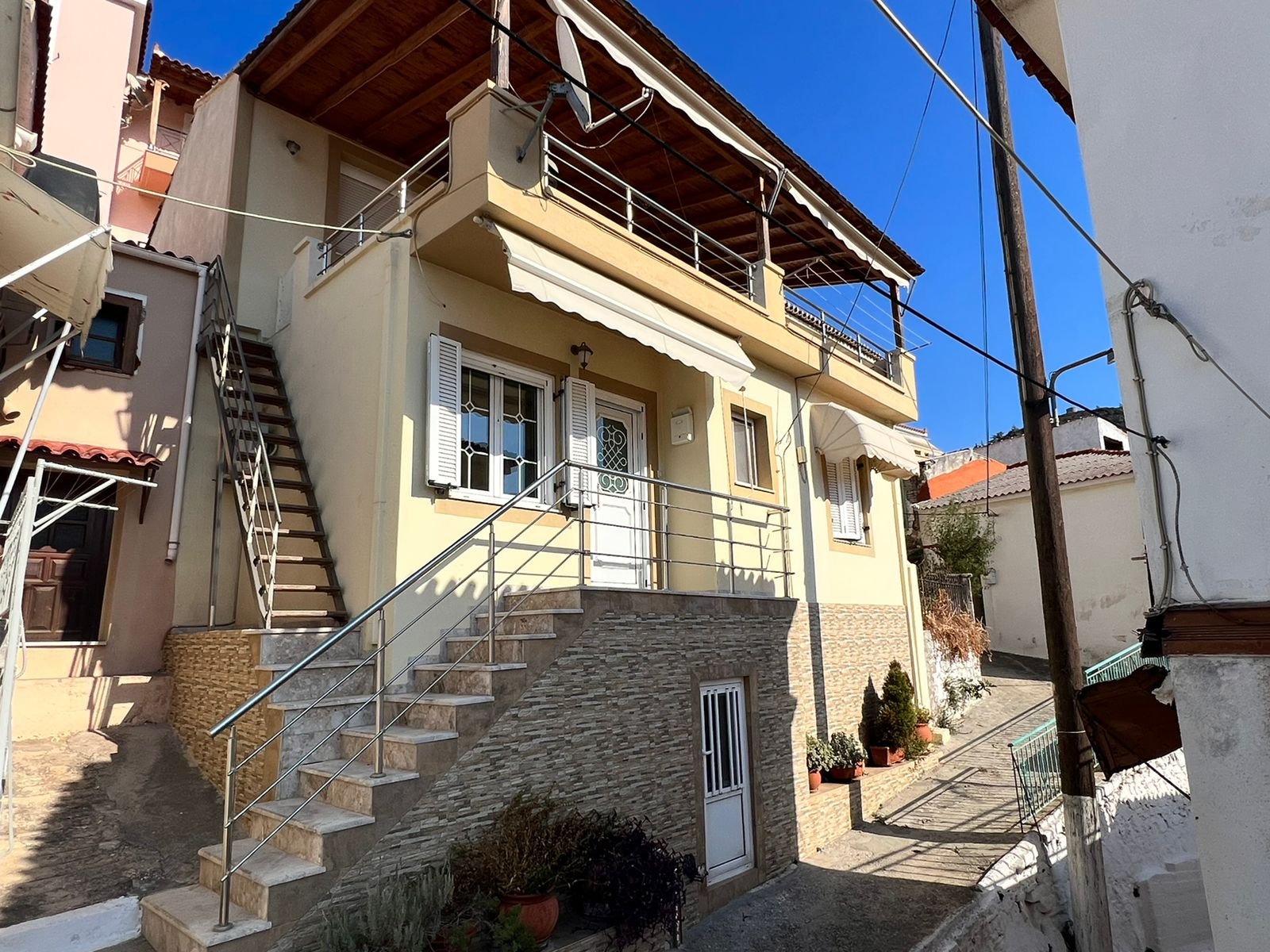 listing-image