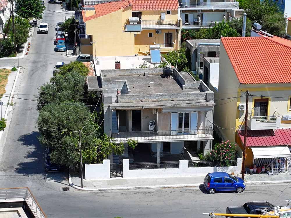 listing-image