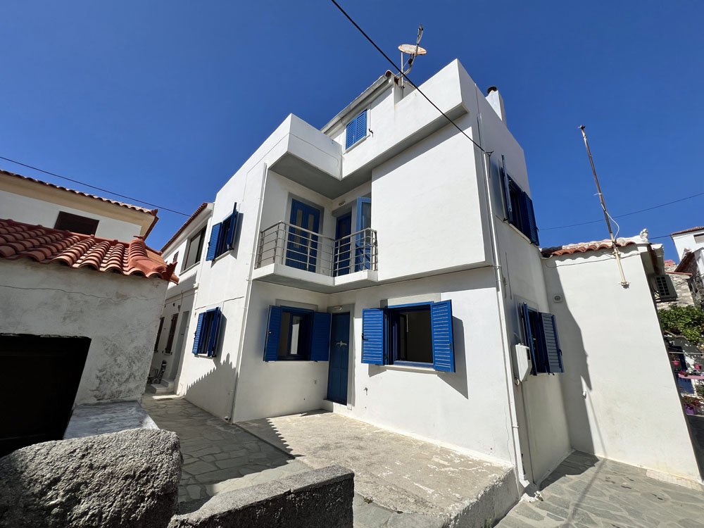 listing-image