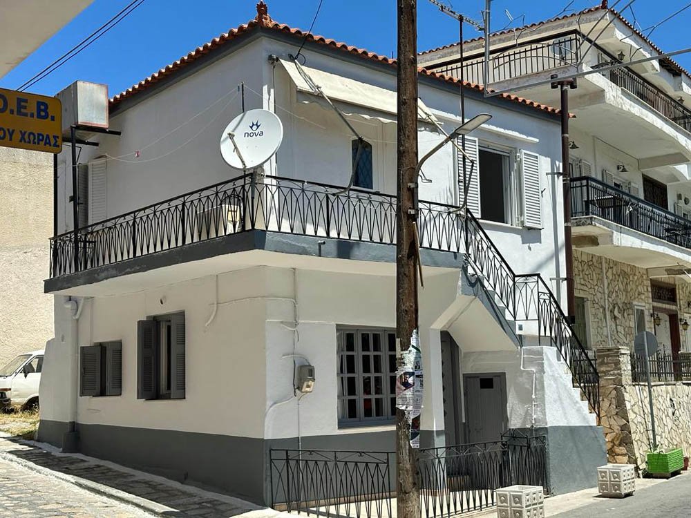 listing-image