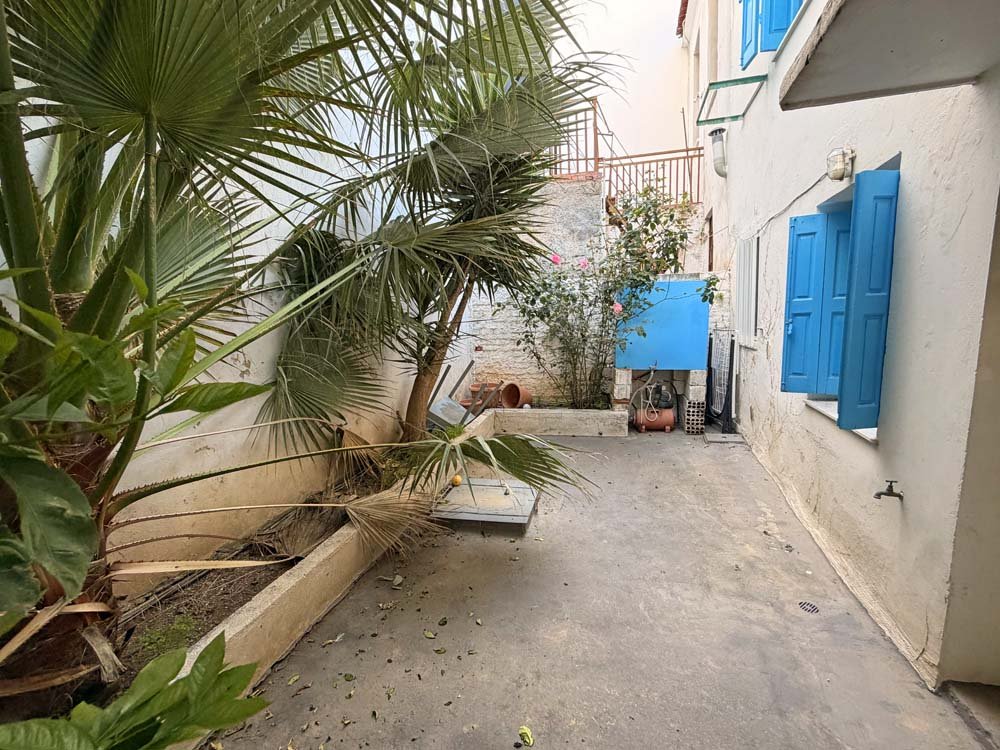 listing-image