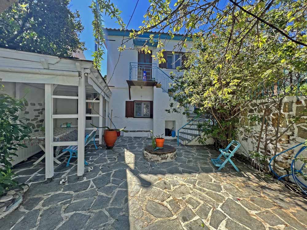 listing-image
