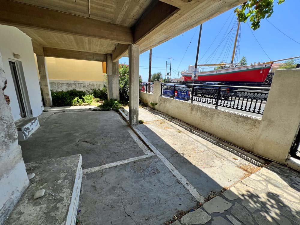 listing-image
