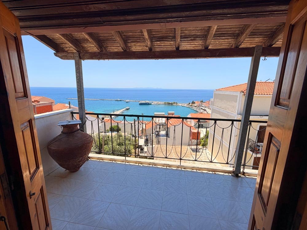 listing-image
