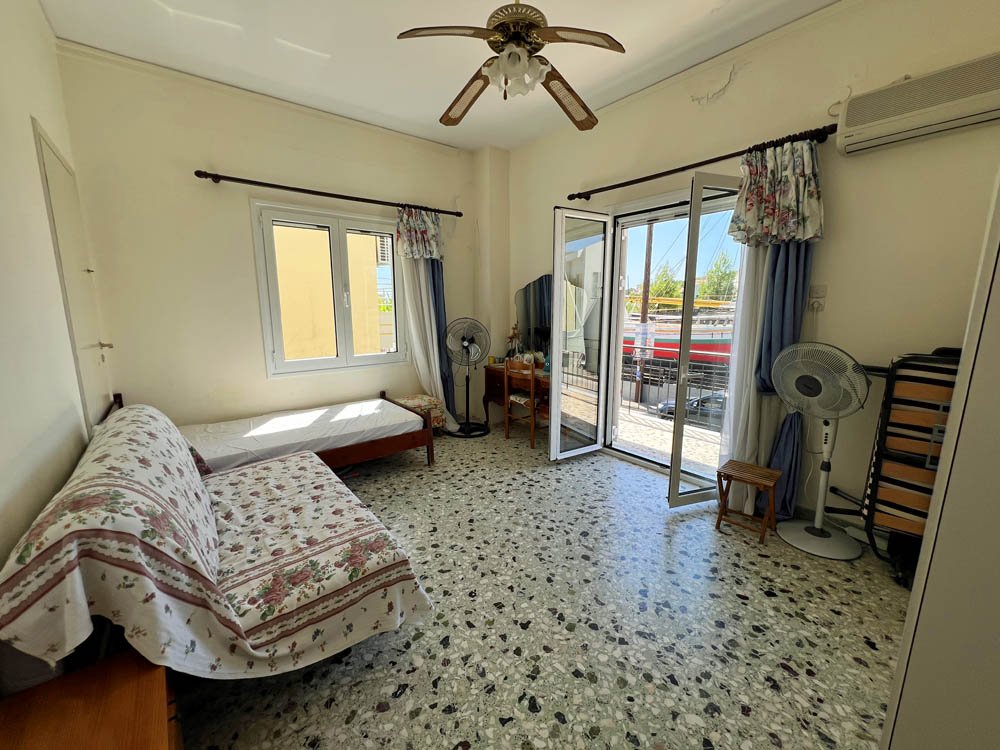 listing-image