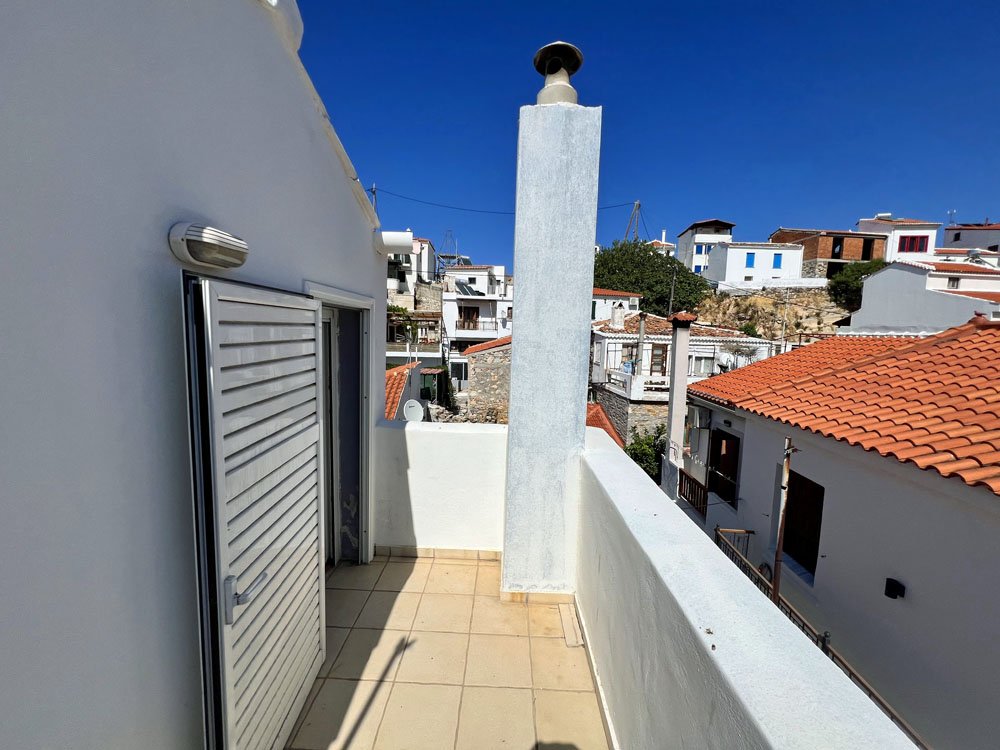 listing-image