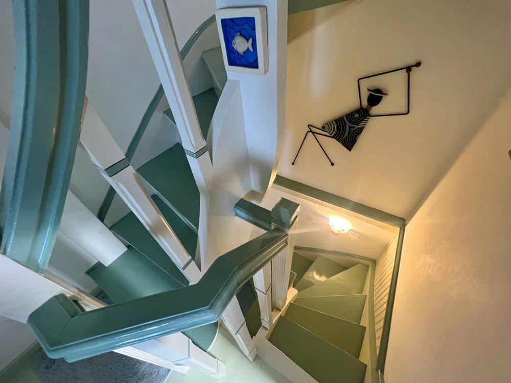 listing-image